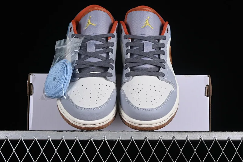 All categories Air Jordan Jordan series basketball shoes Air Jordan 1 Low Air Jordan 1 Low "Multi-Color" AJ1 Joe 1 blue denim low-top cultural and casual sneakers FZ5045-091